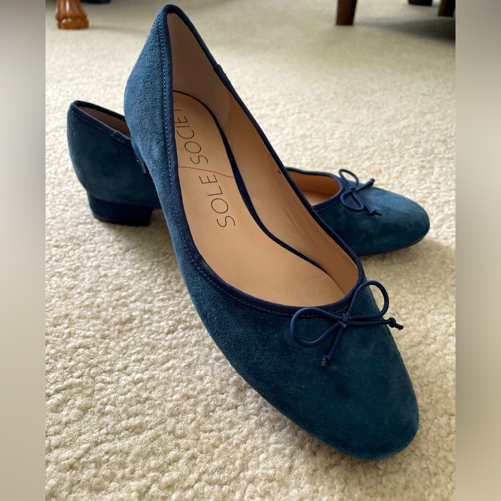Sole Society Anastasi Blue Suede Ballet Flat • Bow Front • Sz 6